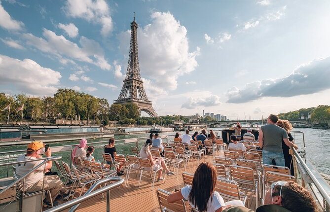 Paris Essential
