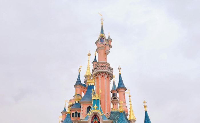 Solo travel guide to Disneyland Paris