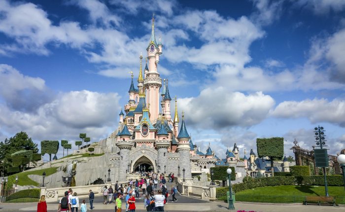 Guide to Discoveryland attractions at Disneyland Paris