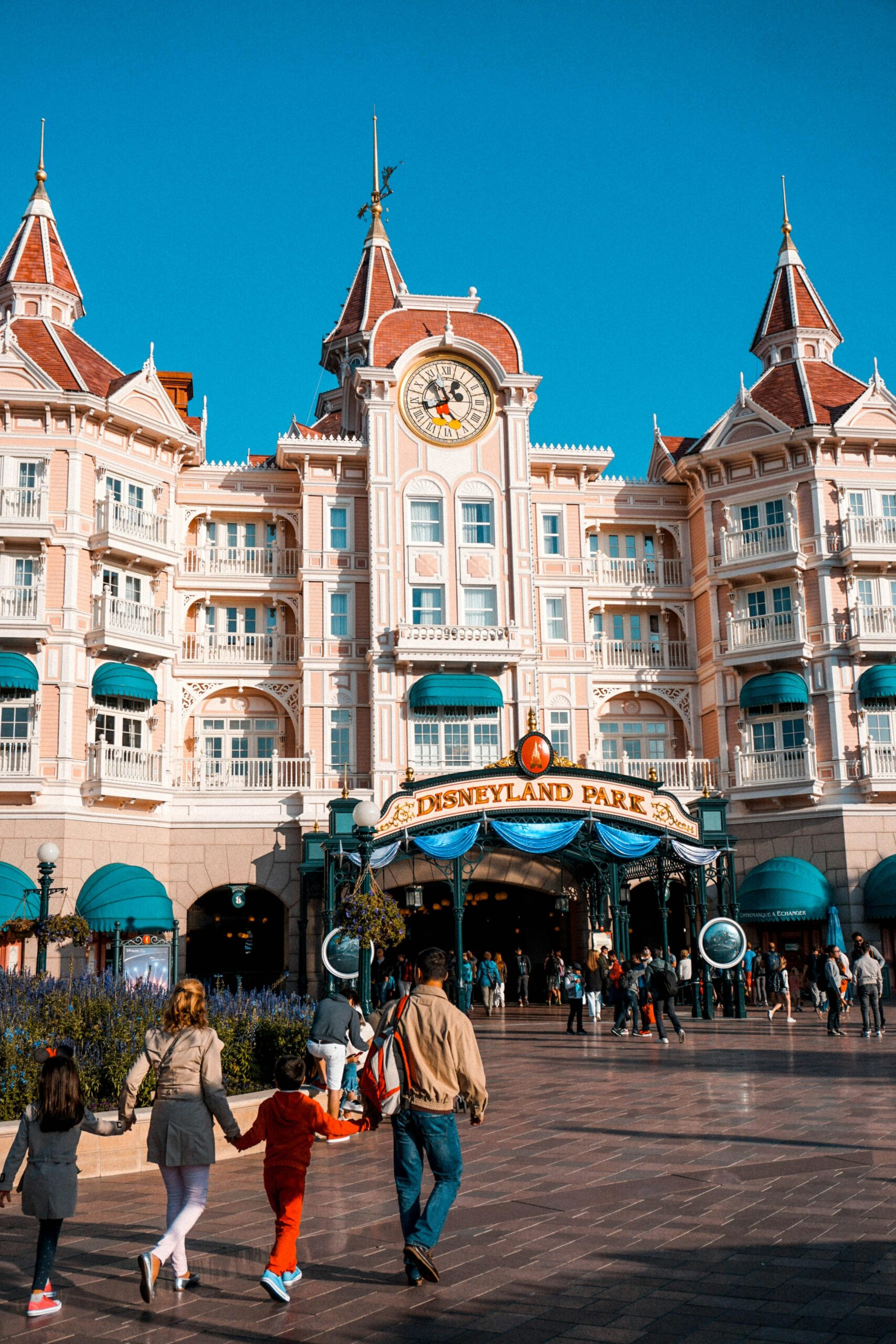Comment visiter Disneyland Paris depuis Paris en train