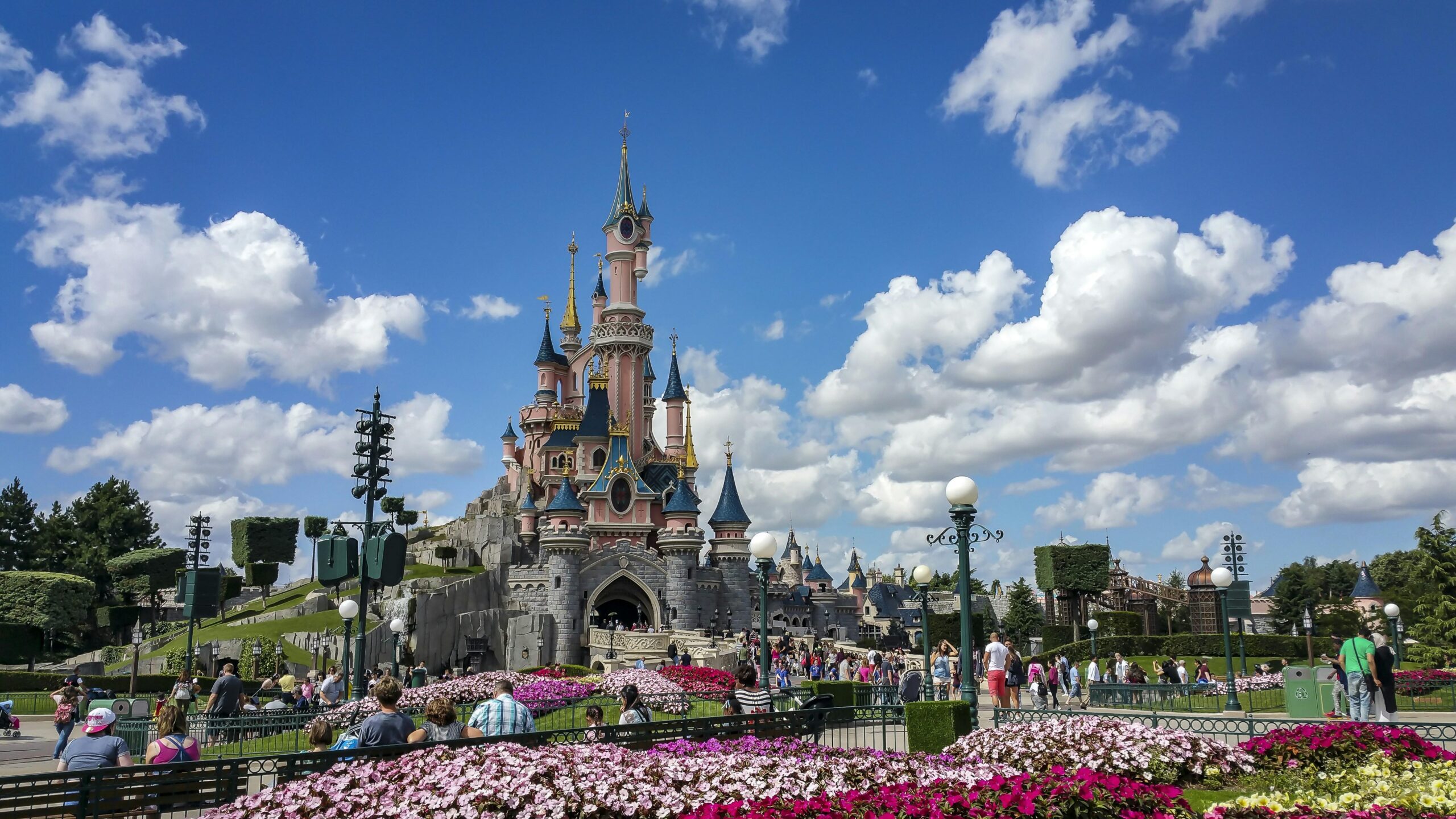 Comment se rendre de l'aéroport Charles de Gaulle à Disneyland Paris ?